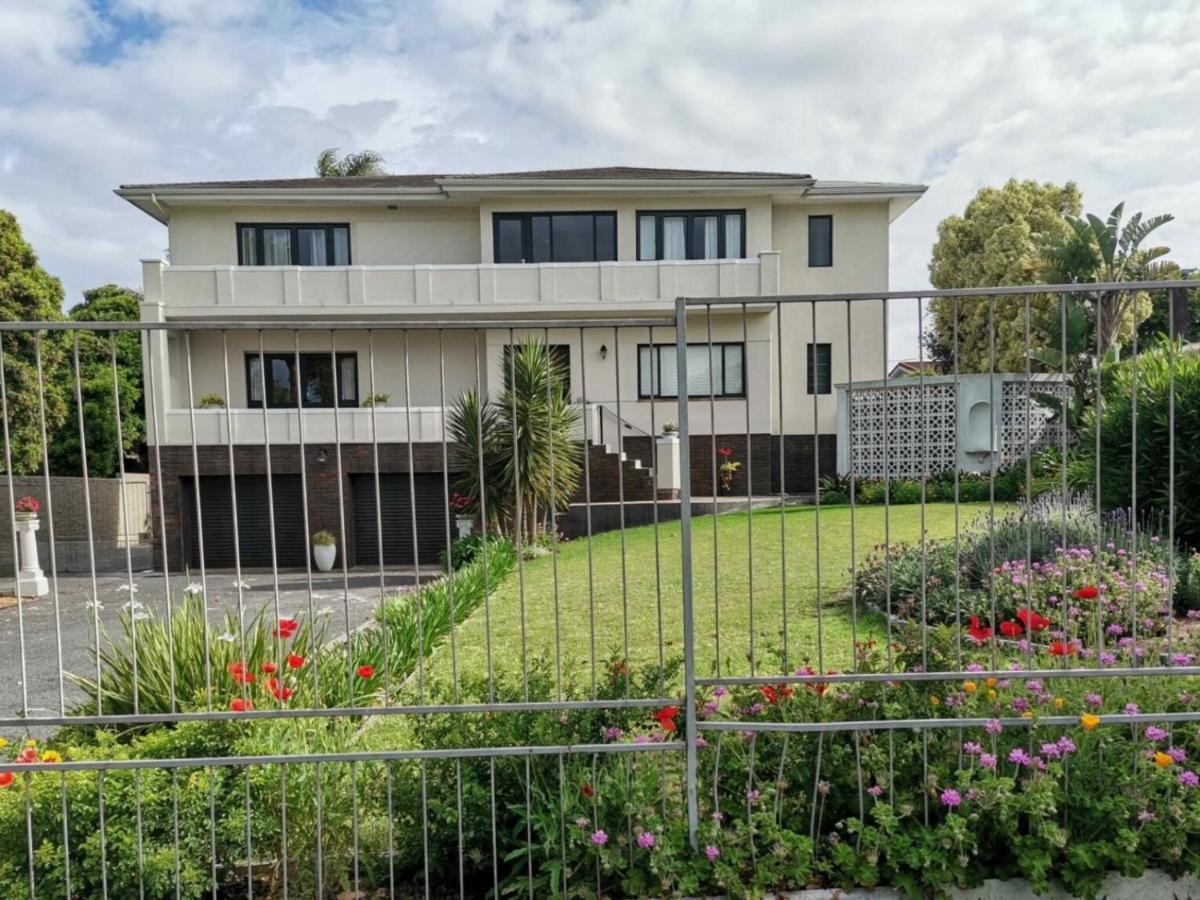 Cape Dawn Guest House Parow Exteriör bild